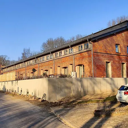 Bella, Gutshof Jarnitz 24, * Ralswiek